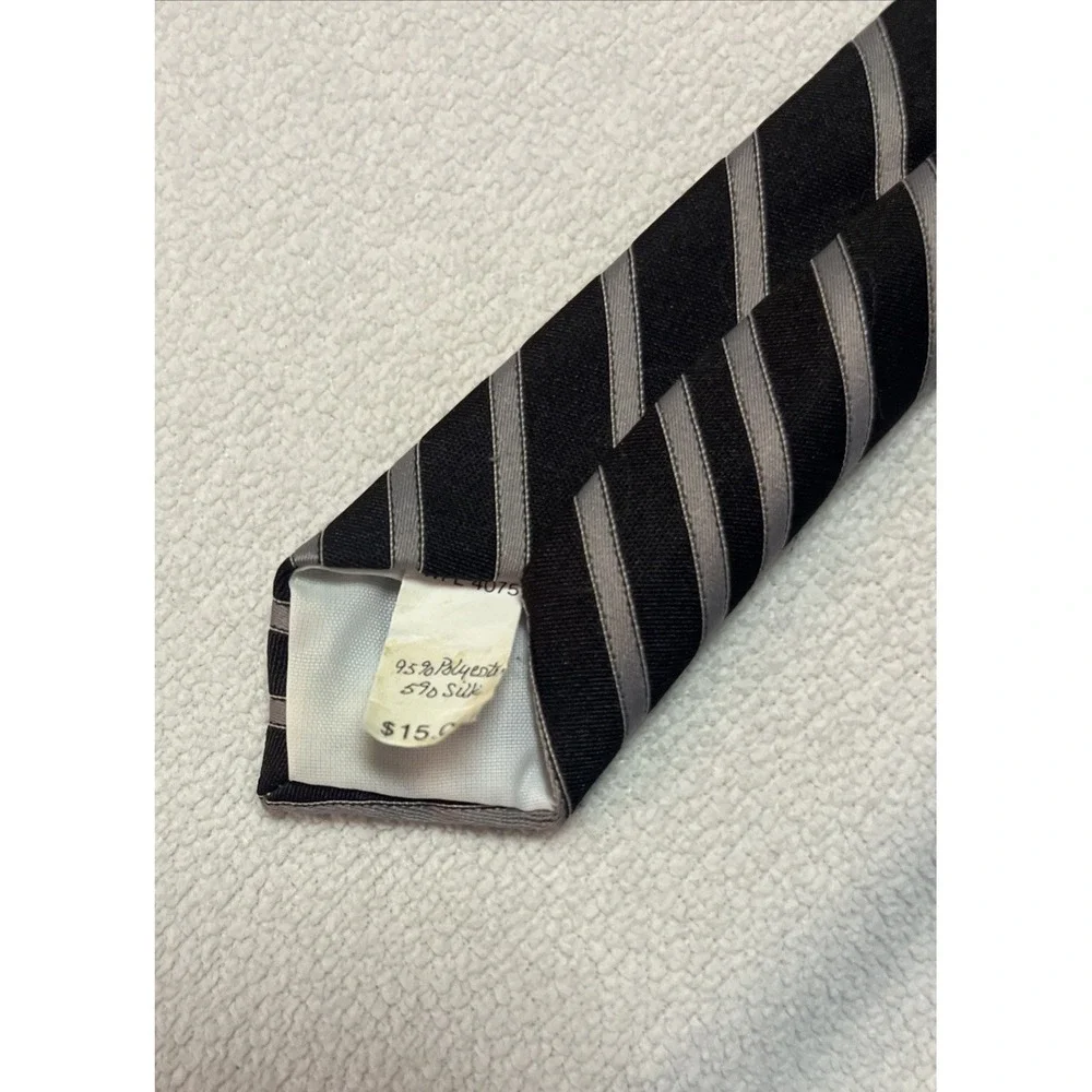 Vtg Oscar de la Renta Men's Necktie Brown White Diagonal Pin Stripes‎ 55